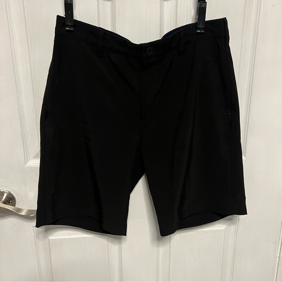 5/$100 Izod Black golf shorts - Picture 2 of 3